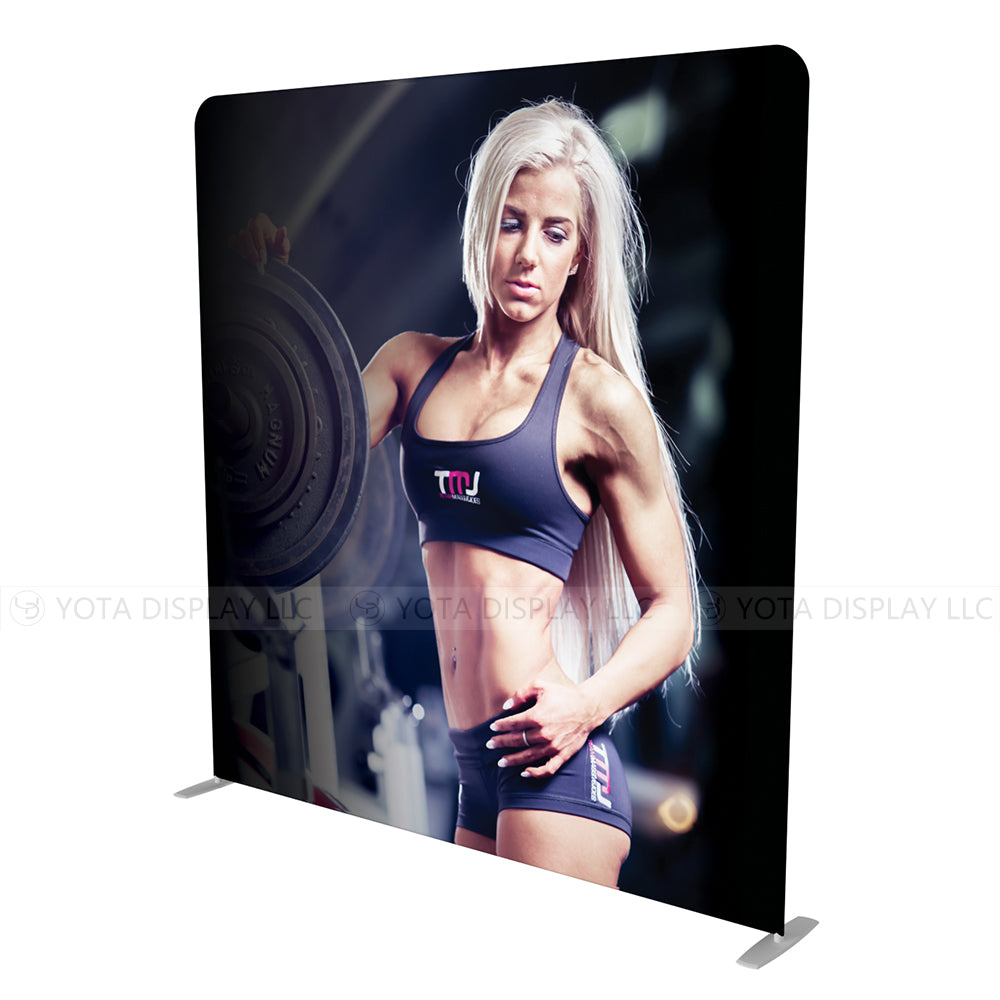 D2 8' x 8.28' H / 2.4m x 2.524m H